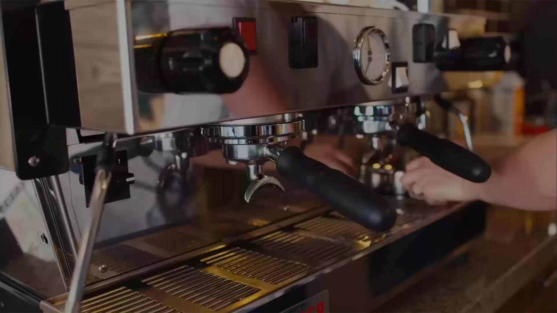 Kaffeemaschine in der Kaffeerösterei Hessen